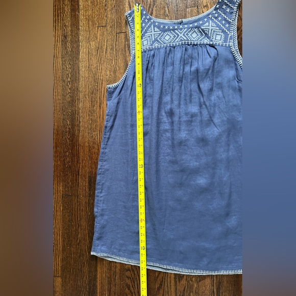 C&C California 100% Linen Embroidered Dress - Picture 14 of 17